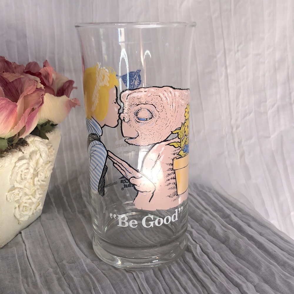 Vintage ET EXTRA-TERRESTRIAL Pizza Hut Drinking Glass BE GOOD 1982
